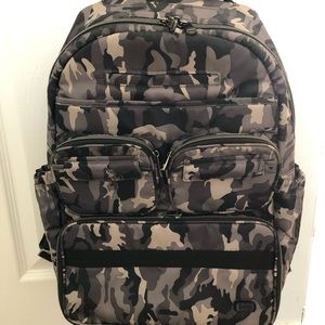 LUG Puddle Jumper Backpack-Black Camo